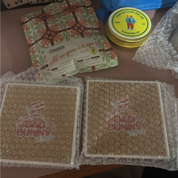 Bad Bunny Residency DTMF VIP Set - Picture 3 of 13